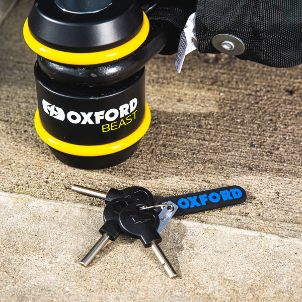 oxford-beast-lock_lifestyle3